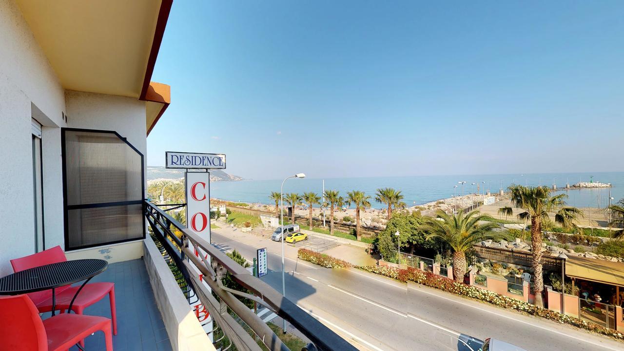 Residence Colibri Family & Bike Loano Bagian luar foto